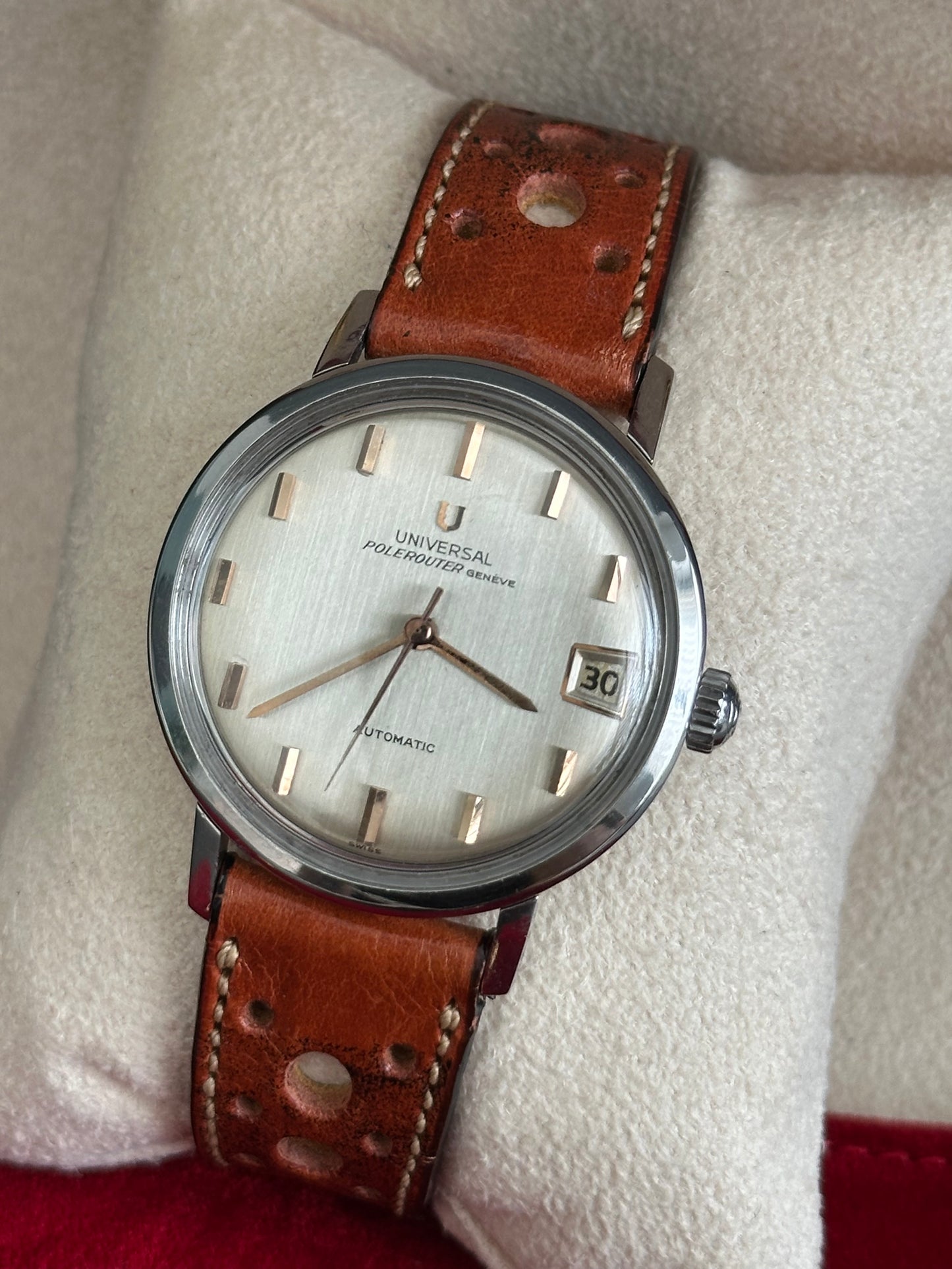 Universal Geneve - Polerouter Genève Automatic Date 34mm - Ref 104604