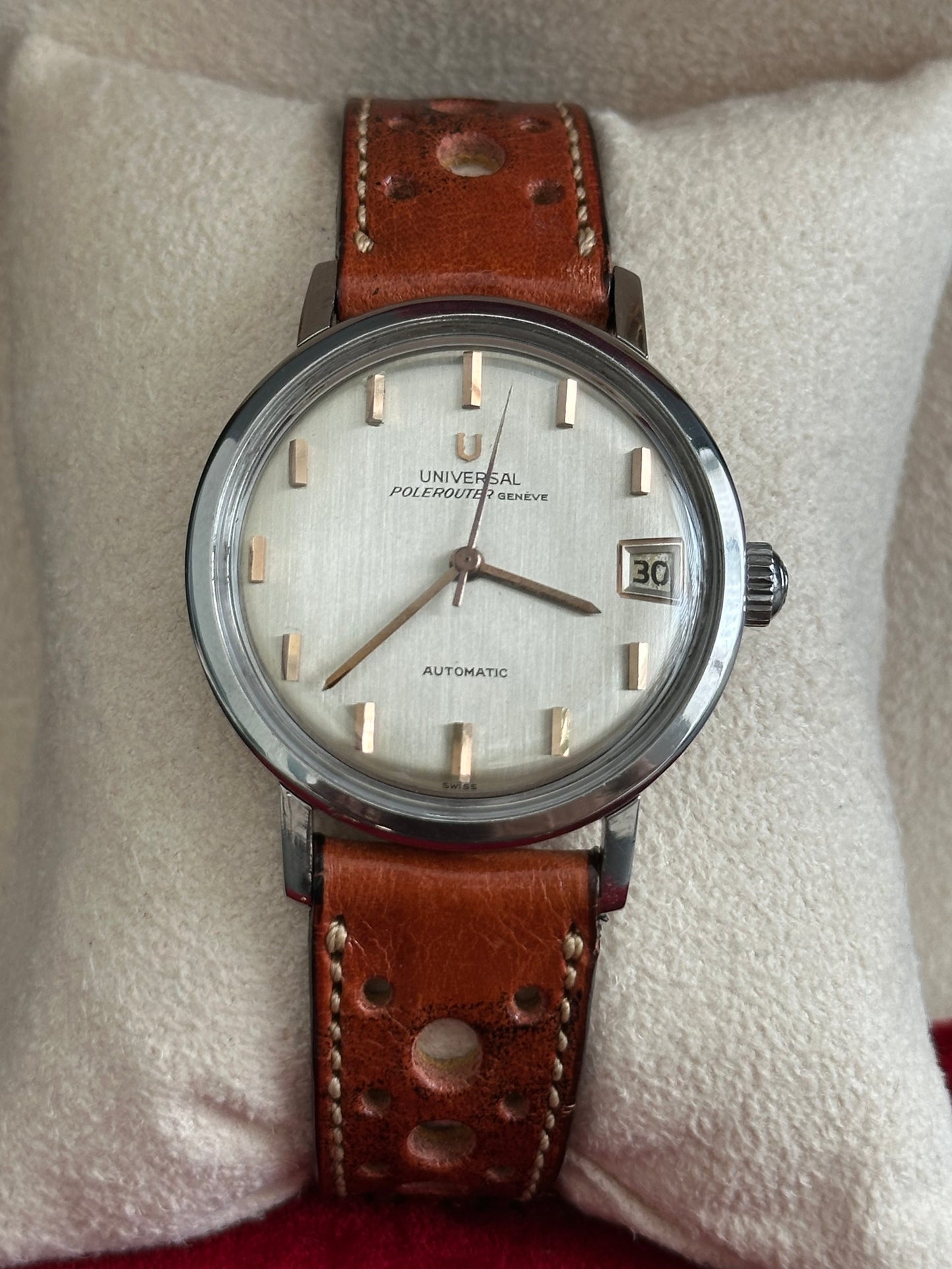 Universal Geneve - Polerouter Genève Automatic Date 34mm - Ref 104604
